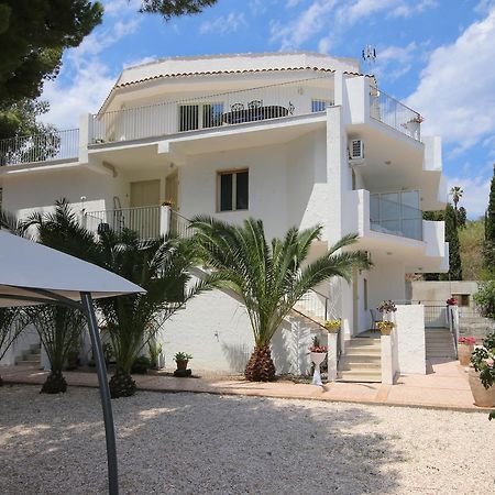 Villa Aurora Giardini-Naxos Buitenkant foto