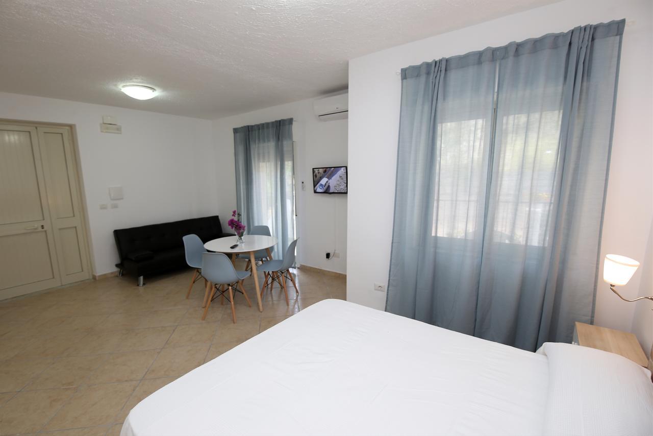 Villa Aurora Giardini-Naxos Buitenkant foto