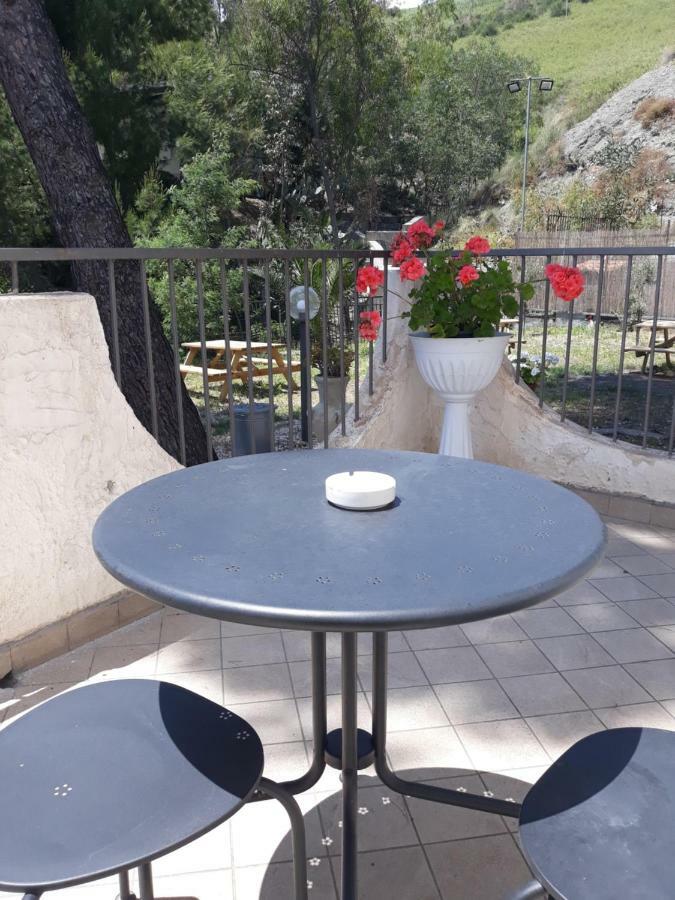 Villa Aurora Giardini-Naxos Buitenkant foto